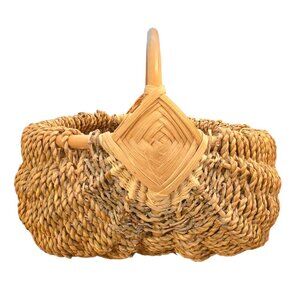 Vintage Handwoven Wicker Gathering Buttocks Basket With Handle CM2126